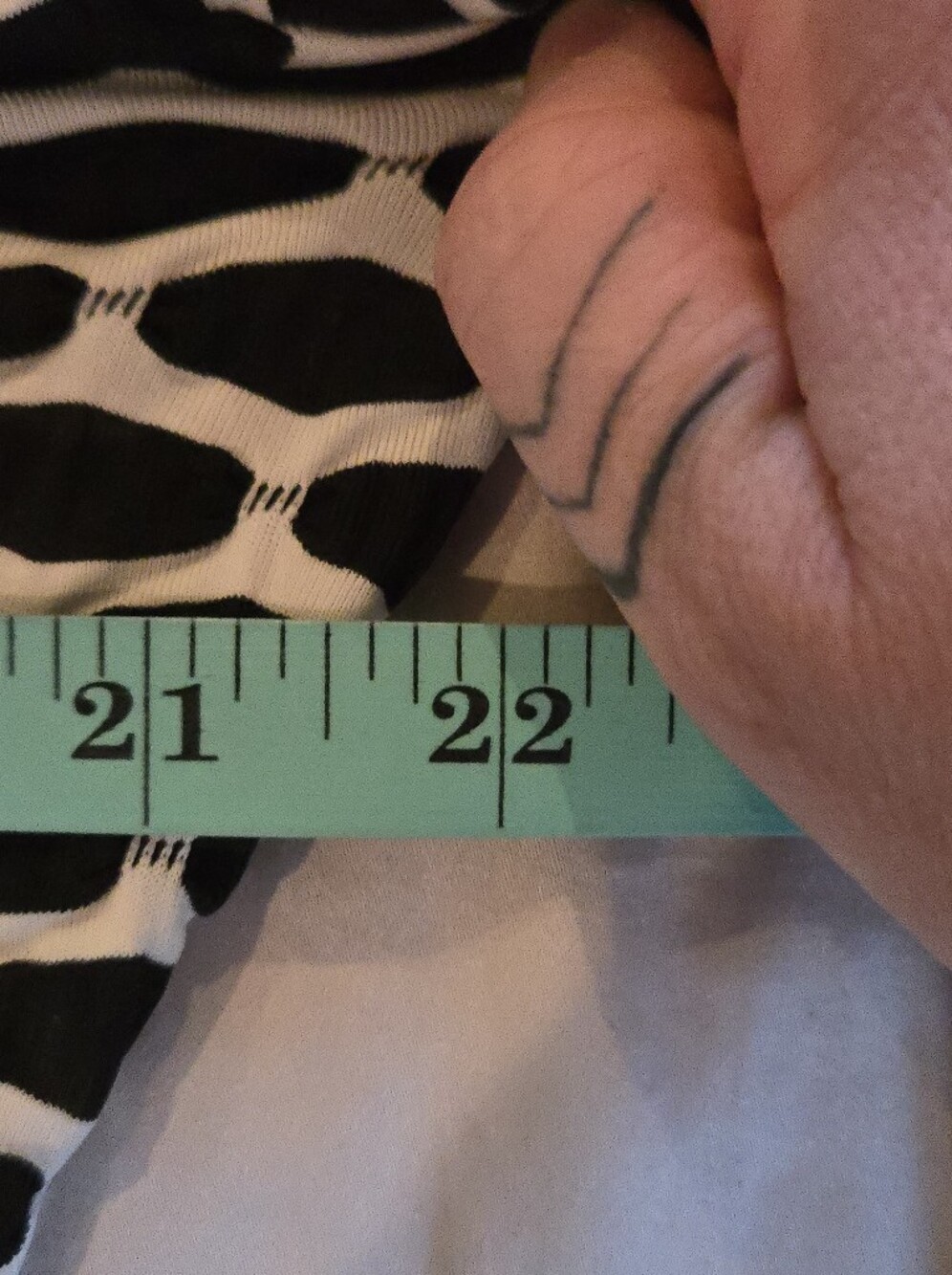 Joseph Ribkoff | Corset-Style Geometric Knit Top, Ptp 18" Stretches To 22" - Picture 7 of 7